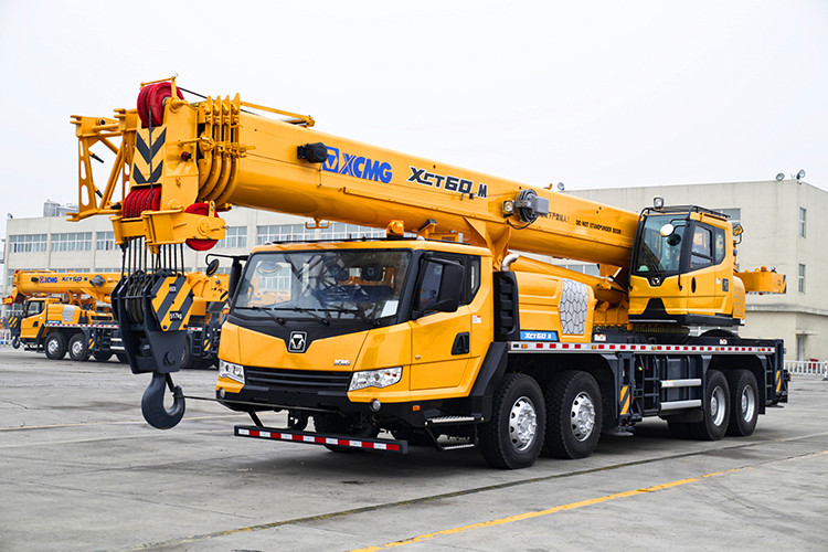 XCMG Official 60 Ton Jib Lifting Crane XCT60_M China Mobile Jib Crane Truck Price